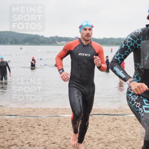 23.06.2024 - Viking Triathlon KatJ http://msf.ph/oto/6364230 23.06.2024 10:51:37 Schwimmen 49, 253, 413 meine-sportfotos.de