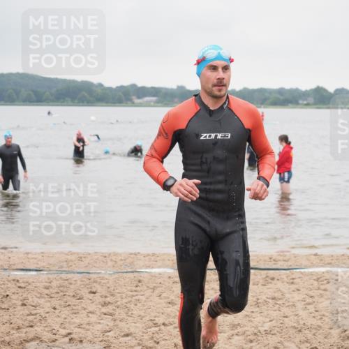 23.06.2024 - Viking Triathlon KatJ http://msf.ph/oto/6364233 23.06.2024 10:51:37 Schwimmen 49, 253, 413 meine-sportfotos.de