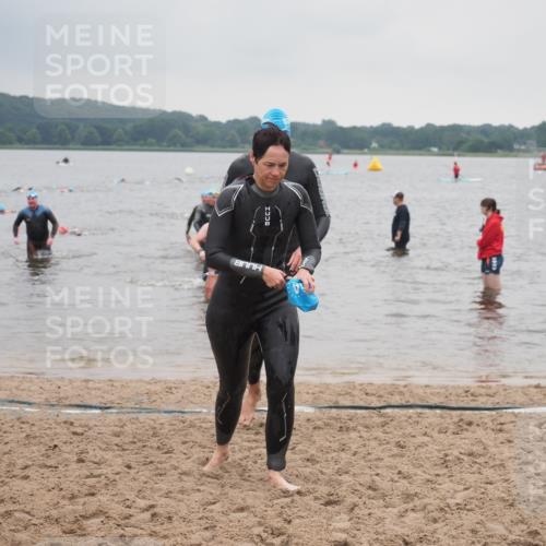 23.06.2024 - Viking Triathlon KatJ http://msf.ph/oto/6364266 23.06.2024 10:51:49 Schwimmen 351, 413, 609 meine-sportfotos.de