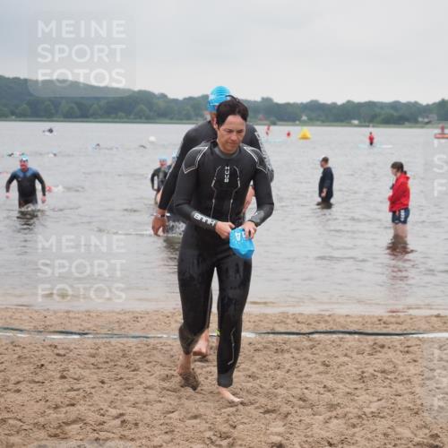 23.06.2024 - Viking Triathlon KatJ http://msf.ph/oto/6364269 23.06.2024 10:51:50 Schwimmen 351, 413, 609 meine-sportfotos.de