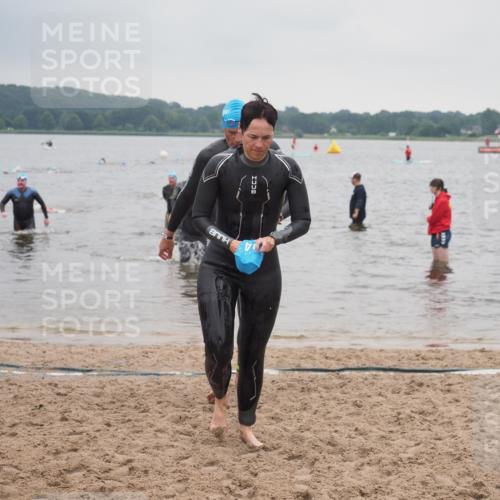 23.06.2024 - Viking Triathlon KatJ http://msf.ph/oto/6364273 23.06.2024 10:51:50 Schwimmen 351, 413, 609 meine-sportfotos.de