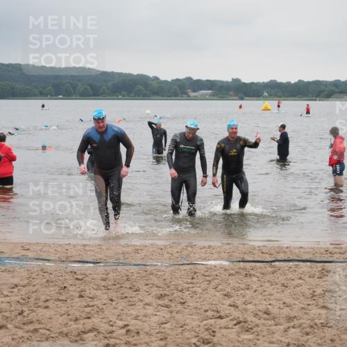 23.06.2024 - Viking Triathlon KatJ http://msf.ph/oto/6364323 23.06.2024 10:52:01 Schwimmen 417, 479, 527, 609 meine-sportfotos.de