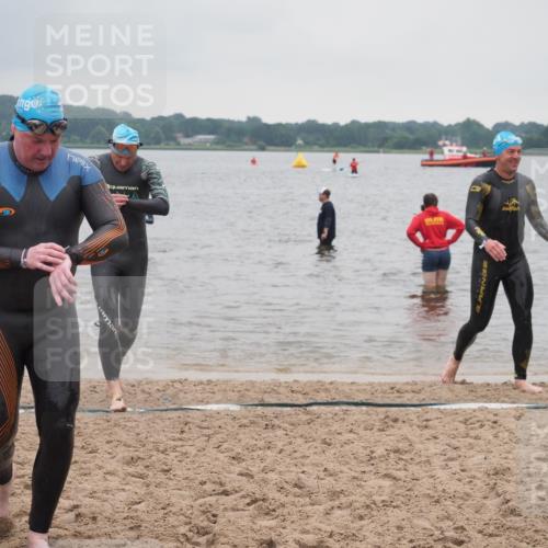23.06.2024 - Viking Triathlon KatJ http://msf.ph/oto/6364363 23.06.2024 10:52:05 Schwimmen 417, 479, 527, 625 meine-sportfotos.de