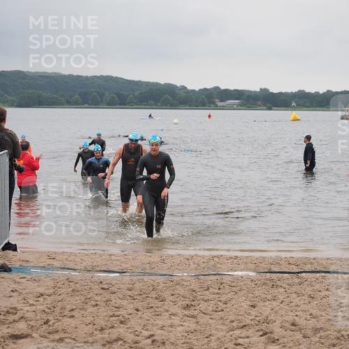 23.06.2024 - Viking Triathlon KatJ http://msf.ph/oto/6364538 23.06.2024 10:52:59 Schwimmen 145, 444, 481 meine-sportfotos.de