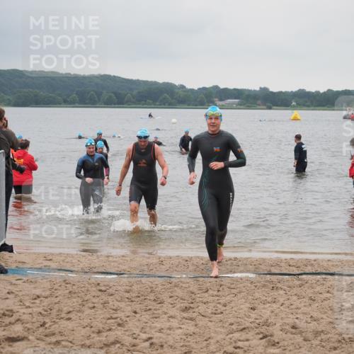 23.06.2024 - Viking Triathlon KatJ http://msf.ph/oto/6364560 23.06.2024 10:53:01 Schwimmen 145, 444, 481 meine-sportfotos.de
