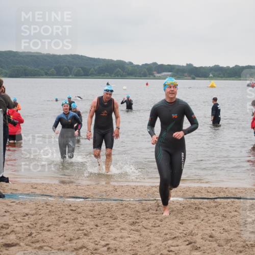 23.06.2024 - Viking Triathlon KatJ http://msf.ph/oto/6364563 23.06.2024 10:53:02 Schwimmen 145, 444, 481 meine-sportfotos.de