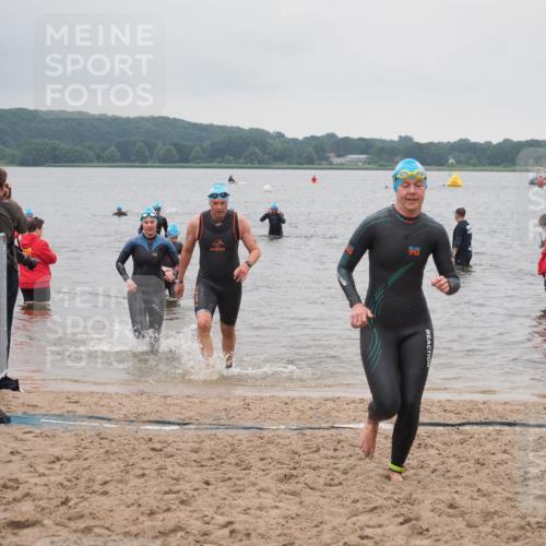 23.06.2024 - Viking Triathlon KatJ http://msf.ph/oto/6364570 23.06.2024 10:53:02 Schwimmen 145, 444, 481 meine-sportfotos.de