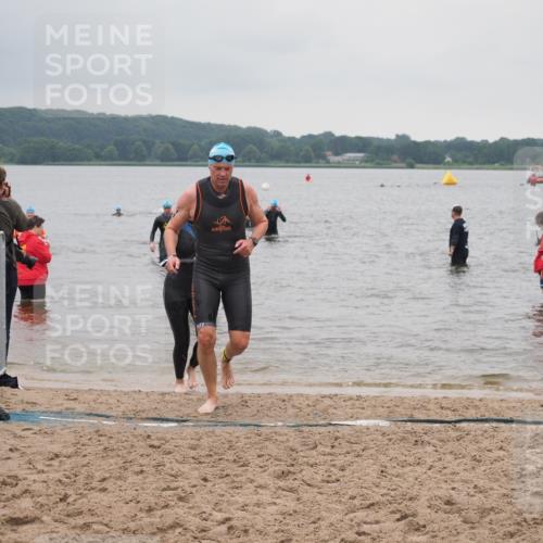 23.06.2024 - Viking Triathlon KatJ http://msf.ph/oto/6364579 23.06.2024 10:53:04 Schwimmen 145, 207, 444, 481 meine-sportfotos.de