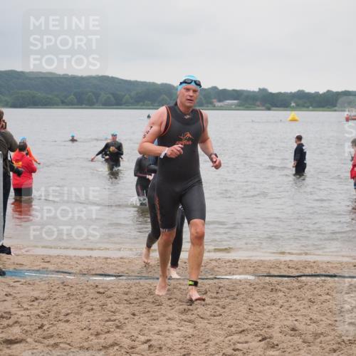 23.06.2024 - Viking Triathlon KatJ http://msf.ph/oto/6364586 23.06.2024 10:53:05 Schwimmen 145, 207, 444, 481 meine-sportfotos.de
