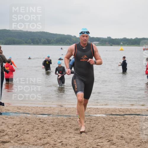 23.06.2024 - Viking Triathlon KatJ http://msf.ph/oto/6364592 23.06.2024 10:53:06 Schwimmen 145, 207, 444, 481 meine-sportfotos.de
