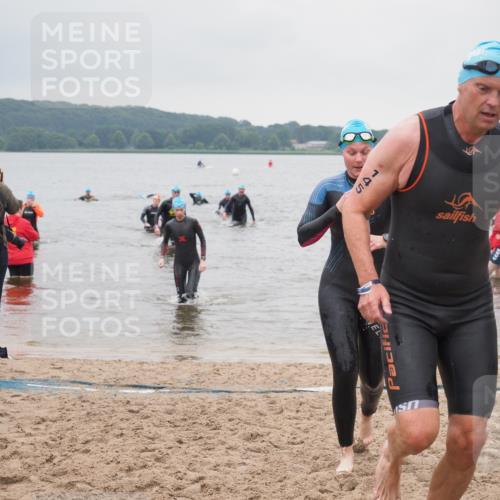 23.06.2024 - Viking Triathlon KatJ http://msf.ph/oto/6364603 23.06.2024 10:53:07 Schwimmen 145, 207, 444 meine-sportfotos.de