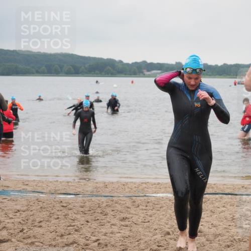 23.06.2024 - Viking Triathlon KatJ http://msf.ph/oto/6364606 23.06.2024 10:53:07 Schwimmen 145, 207, 444 meine-sportfotos.de