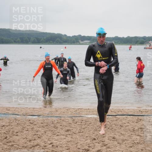 23.06.2024 - Viking Triathlon KatJ http://msf.ph/oto/6364671 23.06.2024 10:53:22 Schwimmen 411, 536, 540, 629 meine-sportfotos.de