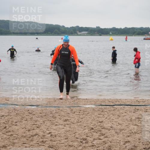 23.06.2024 - Viking Triathlon KatJ http://msf.ph/oto/6364690 23.06.2024 10:53:24 Schwimmen 241, 411, 536, 540, 629 meine-sportfotos.de