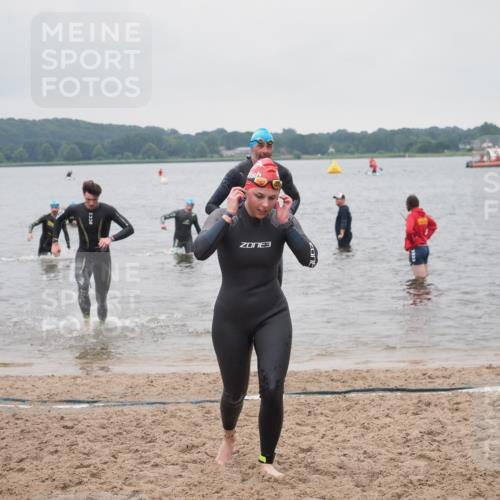 23.06.2024 - Viking Triathlon KatJ http://msf.ph/oto/6364717 23.06.2024 10:53:31 Schwimmen 241, 411, 629 meine-sportfotos.de