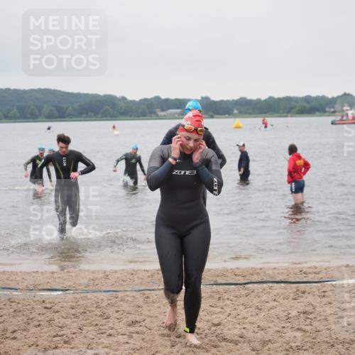 23.06.2024 - Viking Triathlon KatJ http://msf.ph/oto/6364719 23.06.2024 10:53:31 Schwimmen 241, 411, 629 meine-sportfotos.de