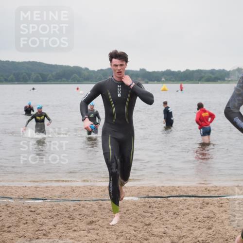 23.06.2024 - Viking Triathlon KatJ http://msf.ph/oto/6364736 23.06.2024 10:53:34 Schwimmen 241, 391, 411, 513, 629 meine-sportfotos.de