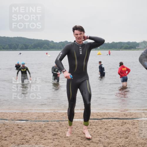 23.06.2024 - Viking Triathlon KatJ http://msf.ph/oto/6364743 23.06.2024 10:53:34 Schwimmen 241, 391, 411, 513, 629 meine-sportfotos.de