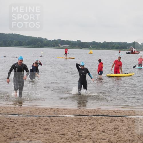 23.06.2024 - Viking Triathlon KatJ http://msf.ph/oto/6364951 23.06.2024 10:56:15 Schwimmen 92, 227, 346 meine-sportfotos.de