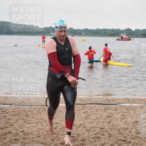23.06.2024 - Viking Triathlon KatJ http://msf.ph/oto/6365079 23.06.2024 10:56:33 Schwimmen 85 meine-sportfotos.de