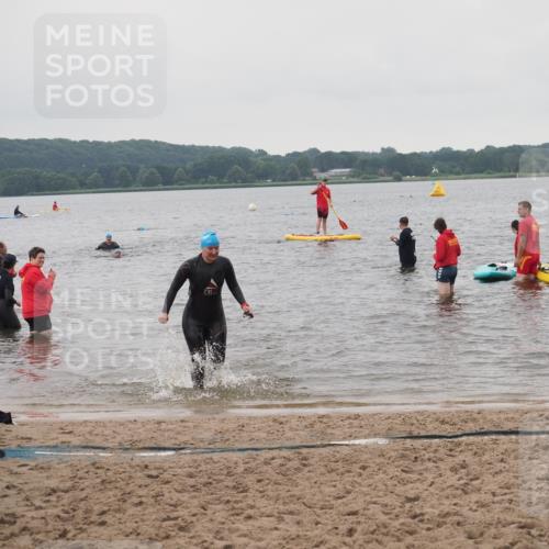 23.06.2024 - Viking Triathlon KatJ http://msf.ph/oto/6365097 23.06.2024 10:56:58 Schwimmen 418 meine-sportfotos.de