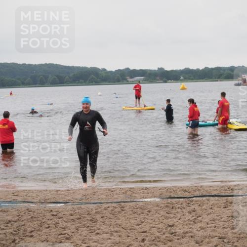 23.06.2024 - Viking Triathlon KatJ http://msf.ph/oto/6365109 23.06.2024 10:56:59 Schwimmen 418 meine-sportfotos.de