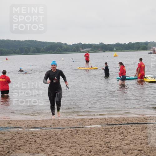 23.06.2024 - Viking Triathlon KatJ http://msf.ph/oto/6365110 23.06.2024 10:56:59 Schwimmen 418 meine-sportfotos.de