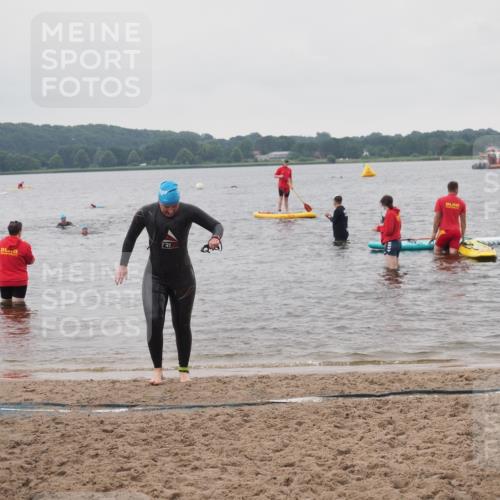 23.06.2024 - Viking Triathlon KatJ http://msf.ph/oto/6365124 23.06.2024 10:57:00 Schwimmen 418 meine-sportfotos.de