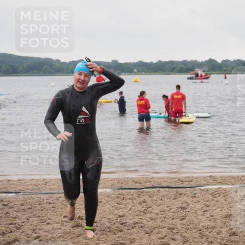 23.06.2024 - Viking Triathlon KatJ http://msf.ph/oto/6365162 23.06.2024 10:57:03 Schwimmen 418 meine-sportfotos.de