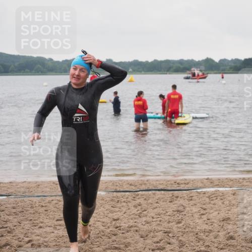 23.06.2024 - Viking Triathlon KatJ http://msf.ph/oto/6365169 23.06.2024 10:57:03 Schwimmen 418 meine-sportfotos.de