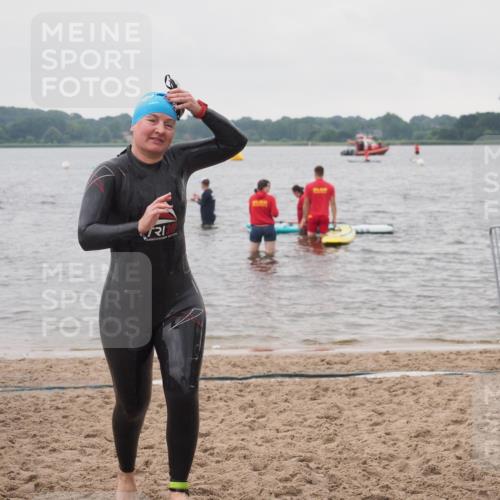 23.06.2024 - Viking Triathlon KatJ http://msf.ph/oto/6365173 23.06.2024 10:57:03 Schwimmen 418 meine-sportfotos.de