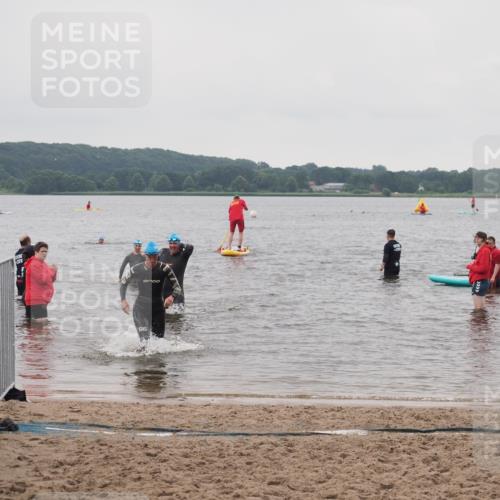 23.06.2024 - Viking Triathlon KatJ http://msf.ph/oto/6365179 23.06.2024 10:57:27 Schwimmen 333 meine-sportfotos.de