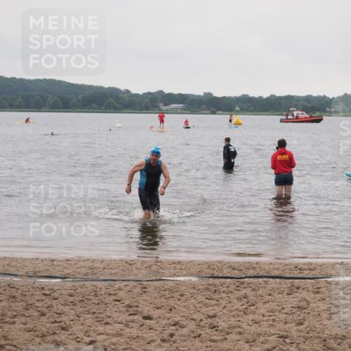 23.06.2024 - Viking Triathlon KatJ http://msf.ph/oto/6365429 23.06.2024 10:58:46 Schwimmen 329 meine-sportfotos.de