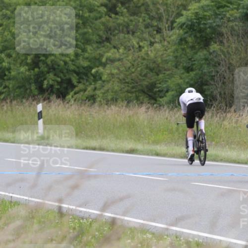 23.06.2024 - Viking Triathlon Michael Strokosch http://msf.ph/oto/6384798 23.06.2024 10:51:53 Radfahren 8, 276, 354, 438, 661 meine-sportfotos.de