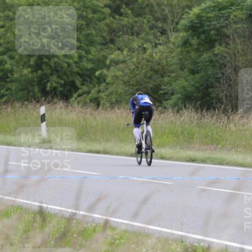 23.06.2024 - Viking Triathlon Michael Strokosch http://msf.ph/oto/6385003 23.06.2024 10:57:40 Radfahren 326, 656, 657 meine-sportfotos.de