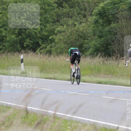 23.06.2024 - Viking Triathlon Michael Strokosch http://msf.ph/oto/6385067 23.06.2024 10:59:27 Radfahren 42, 101, 183, 224, 283 meine-sportfotos.de