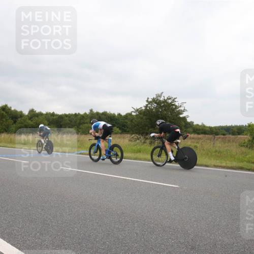 23.06.2024 - Viking Triathlon Michael Strokosch http://msf.ph/oto/6390678 23.06.2024 10:45:58 Radfahren 1, 4, 106, 658 meine-sportfotos.de