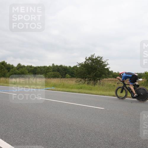 23.06.2024 - Viking Triathlon Michael Strokosch http://msf.ph/oto/6390719 23.06.2024 10:49:36 Radfahren 246, 263, 624 meine-sportfotos.de