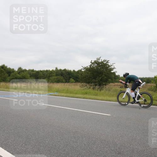 23.06.2024 - Viking Triathlon Michael Strokosch http://msf.ph/oto/6390785 23.06.2024 10:53:00 Radfahren 261, 654, 659 meine-sportfotos.de
