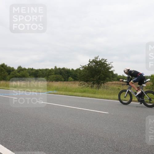 23.06.2024 - Viking Triathlon Michael Strokosch http://msf.ph/oto/6390801 23.06.2024 10:53:25 Radfahren 51, 95, 499 meine-sportfotos.de
