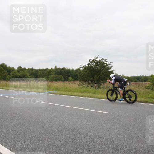 23.06.2024 - Viking Triathlon Michael Strokosch http://msf.ph/oto/6390829 23.06.2024 10:54:26 Radfahren 231, 233 meine-sportfotos.de