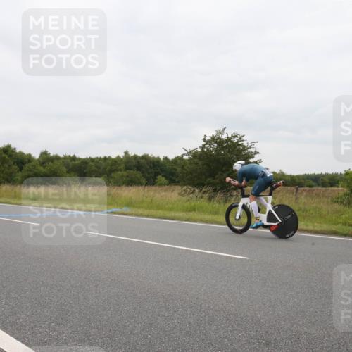 23.06.2024 - Viking Triathlon Michael Strokosch http://msf.ph/oto/6390832 23.06.2024 10:54:36 Radfahren 97, 231, 458, 477 meine-sportfotos.de