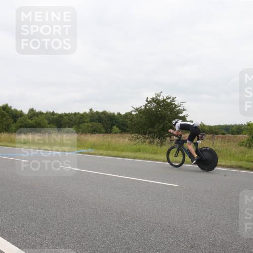 23.06.2024 - Viking Triathlon Michael Strokosch http://msf.ph/oto/6390838 23.06.2024 10:54:48 Radfahren 385, 482 meine-sportfotos.de