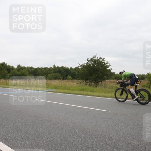 23.06.2024 - Viking Triathlon Michael Strokosch http://msf.ph/oto/6390931 23.06.2024 10:57:21 Radfahren 12, 104, 520, 534, 660 meine-sportfotos.de