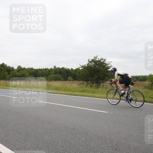 23.06.2024 - Viking Triathlon Michael Strokosch http://msf.ph/oto/6390935 23.06.2024 10:57:40 Radfahren 326, 656, 657 meine-sportfotos.de