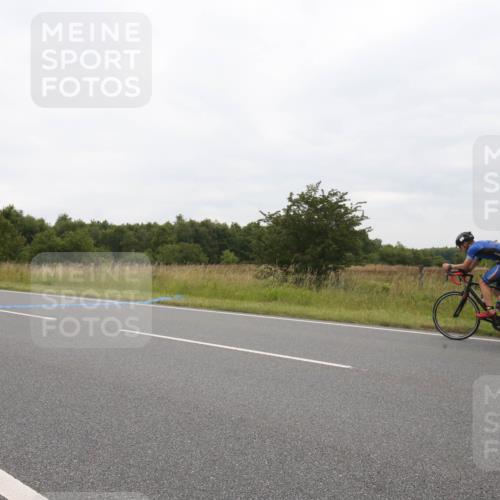 23.06.2024 - Viking Triathlon Michael Strokosch http://msf.ph/oto/6390951 23.06.2024 10:58:02 Radfahren 87, 120, 160, 186, 470 meine-sportfotos.de