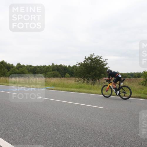 23.06.2024 - Viking Triathlon Michael Strokosch http://msf.ph/oto/6390956 23.06.2024 10:58:10 Radfahren 105, 120, 186, 215, 470 meine-sportfotos.de