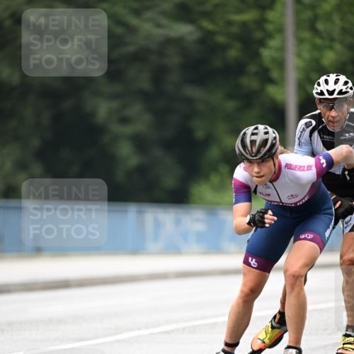 30.06.2024 - hella hamburg halbmarathon Dr. Thomas Lammeyer http://msf.ph/oto/6399538 30.06.2024 08:52:09 Kennedybrücke  meine-sportfotos.de