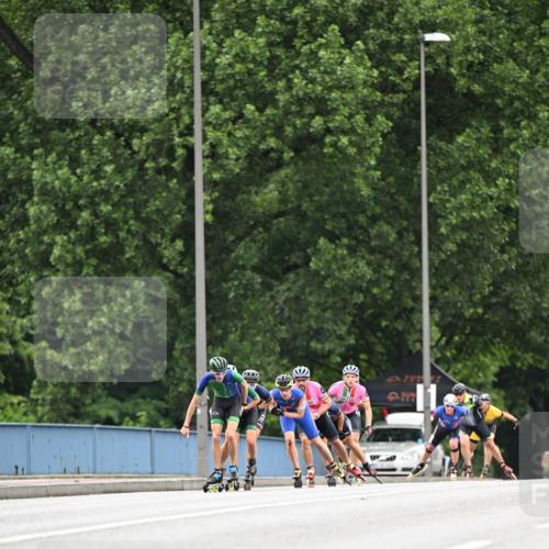 30.06.2024 - hella hamburg halbmarathon Dr. Thomas Lammeyer http://msf.ph/oto/6399638 30.06.2024 08:52:53 Kennedybrücke  meine-sportfotos.de