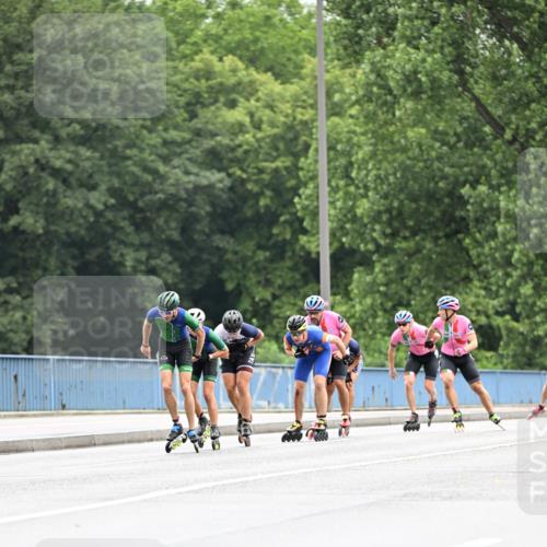 30.06.2024 - hella hamburg halbmarathon Dr. Thomas Lammeyer http://msf.ph/oto/6399787 30.06.2024 08:52:56 Kennedybrücke  meine-sportfotos.de